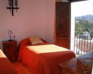 ** Hotel Posada La Plaza Canillas de Albaida Spain